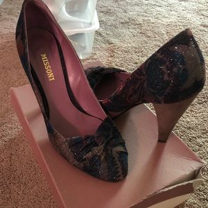 Missoni glitter pump